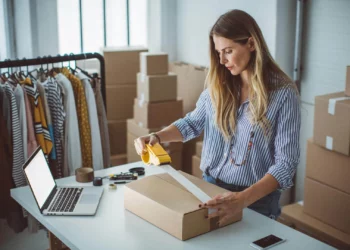 How Rollo Can Help You Smooth Your eCommerce Startup