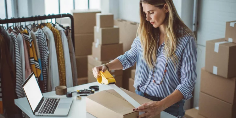 How Rollo Can Help You Smooth Your eCommerce Startup