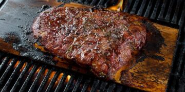 Why Every Fed Official Should Eat At Akron